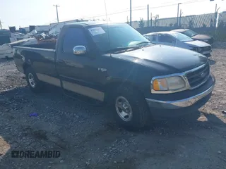 2000 Ford F-150 XL z VIN 1FTZF1723YNA11897, wystawiony jako IAAI lot #42806638 z przebiegiem Nie podano mil oraz . Historia ofert i sprzedaży dostępna na DreamBid. Obrazek 1.