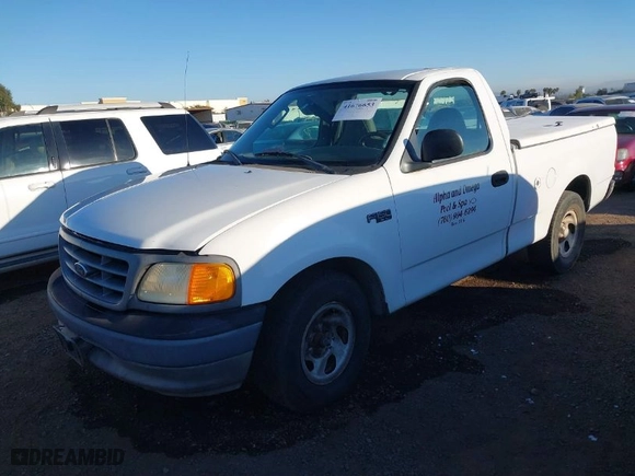 2004 Ford F-150 Heritage XL with VIN 2FTRF17224CA93993, listed as a IAAI auction lot 41676653 with 1 mi miles. Bid and sale history available at carsss.com. Image 2.