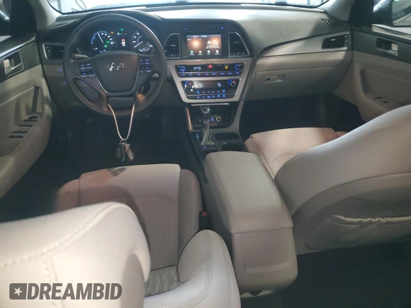 2017 Hyundai Sonata Hybrid SE with VIN KMHE24L19HA048576, listed as a Copart auction lot 53164213 with 101,715 mi miles. Bid and sale history available at carsss.com. Image 8.