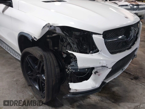 2017 Mercedes-Benz GLE 43 AMG z VIN 4JGED6EB3HA057334, wystawiony jako IAAI lot #42368824 z przebiegiem 81 749 mil mil oraz . Historia ofert i sprzedaży dostępna na DreamBid. Obrazek 19.