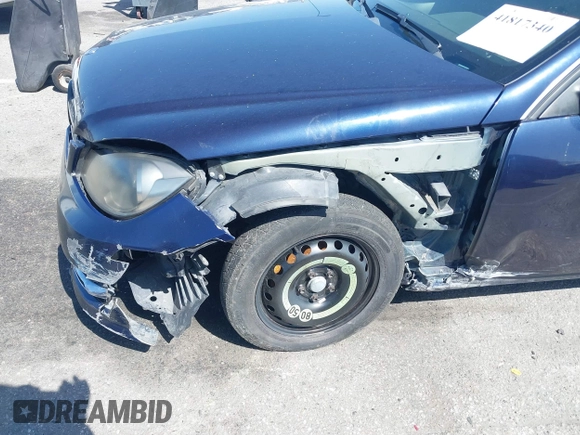 2014 Mercedes-Benz C 250 с VIN WDDGJ4HB1EG259318, выставлен на аукционе IAAI как лот 41817340 с пробегом 154 570 миль миль и . История ставок и продаж доступна на DreamBid. Изображение 6.