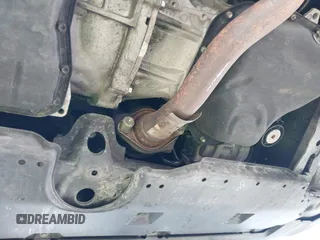 2017 Toyota RAV4 LE z VIN 2T3ZFREV2HW355371, wystawiony jako IAAI lot #42246996 z przebiegiem Nie podano mil oraz . Historia ofert i sprzedaży dostępna na DreamBid. Obrazek 17.
