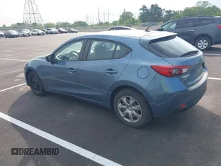 2014 Mazda 3 i Sport with VIN JM1BM1K70E1204263, listed as a IAAI auction lot 42068205 with 153,139 mi miles and . Bid and sale history available at carsss.com. Image 3.