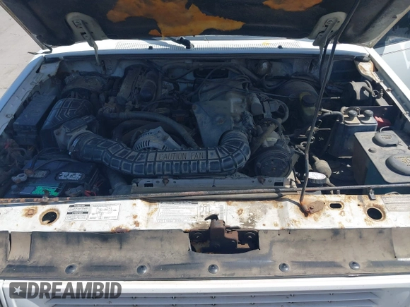 1994 Ford Explorer Eddie Bauer z VIN 1FMDU34X4RUB96329, wystawiony jako IAAI lot #42105903 z przebiegiem 52 719 mil mil oraz . Historia ofert i sprzedaży dostępna na DreamBid. Obrazek 10.
