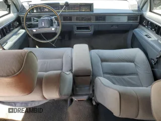 1991 Oldsmobile 88 z VIN 1G3HY54C4MH336805, wystawiony jako Copart lot #73367654 z przebiegiem 168 436 mil mil oraz Szkoda całkowita • Salvage title. Historia ofert i sprzedaży dostępna na DreamBid. Obrazek 8.