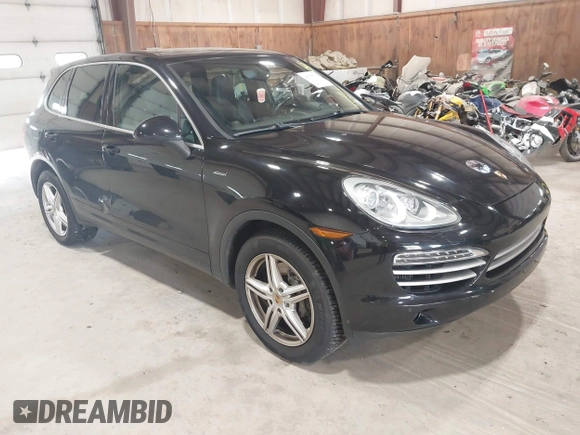 2014 Porsche Cayenne Diesel with VIN WP1AF2A25ELA45518, listed as a IAAI auction lot 42537736 with 210,836 mi miles and . Bid and sale history available at DreamBid. Image 1.