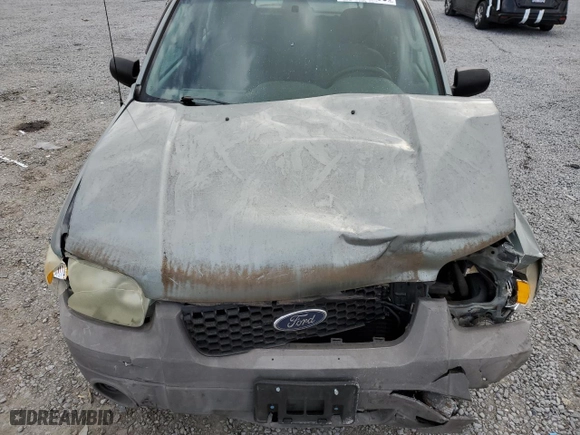 2005 Ford Escape XLS Value with VIN 1FMYU92Z05KA21168, listed as a Copart auction lot 47630185 with 253,389 mi miles and Salvage Title. Bid and sale history available at carsss.com. Image 14.