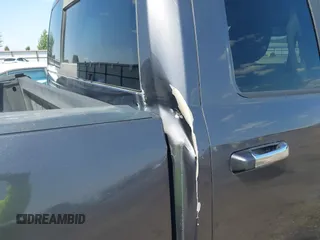 2018 Ram 1500 SLT z VIN 1C6RR7GM3JS230739, wystawiony jako IAAI lot #39968112 z przebiegiem 175 151 mil mil oraz . Historia ofert i sprzedaży dostępna na DreamBid. Obrazek 21.