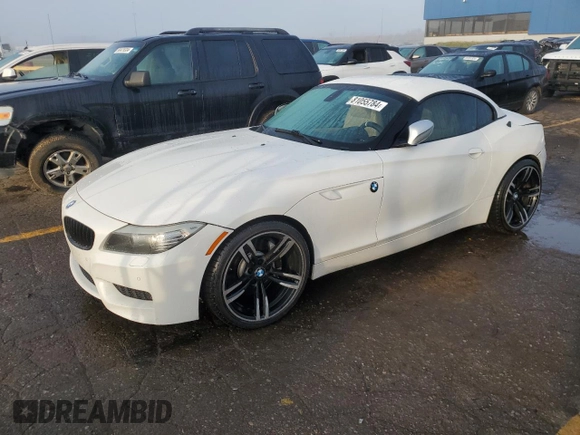 2011 BMW Z4 sDrive35is with VIN WBALM1C55BE393706, listed as a Copart auction lot 81055784 with 87,901 mi miles and Clean title. Bid and sale history available at DreamBid. Image 1.