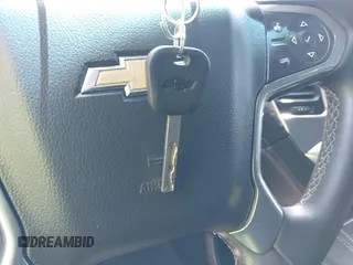 2017 Chevrolet Tahoe LT с VIN 1GNSCBKC6HR323891, выставлен на аукционе IAAI как лот 42335298 с пробегом 82 576 миль миль и . История ставок и продаж доступна на DreamBid. Изображение 11.