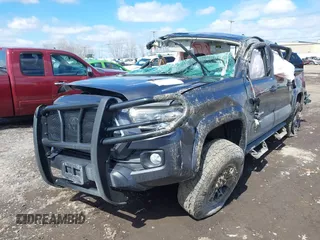 2020 Toyota Tacoma SR5 with VIN 3TMCZ5AN8LM322350, listed as a IAAI auction lot 41981112 with 22,483 mi miles and . Bid and sale history available at DreamBid. Image 21.