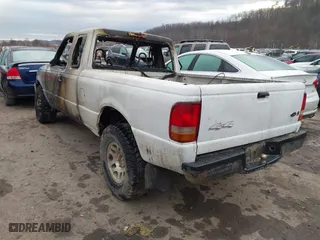 1999 Ford Ranger XLT with VIN 1FTZR15X1XTA43425, listed as a IAAI auction lot 41138156 with 129,715 mi miles. Bid and sale history available at carsss.com. Image 3.
