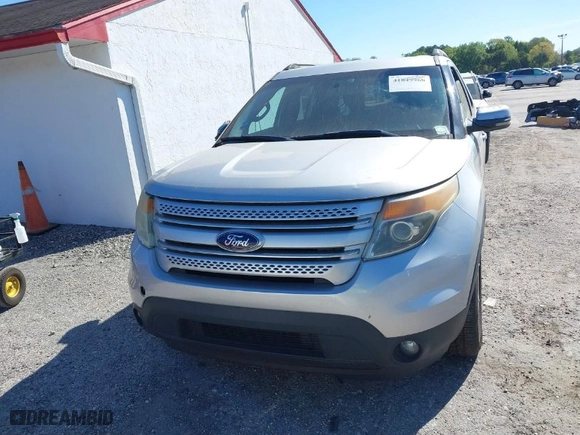 2012 Ford Explorer Limited with VIN 1FMHK7F84CGA48661, listed as a IAAI auction lot 41849960 with 225,978 mi miles. Bid and sale history available at carsss.com. Image 12.