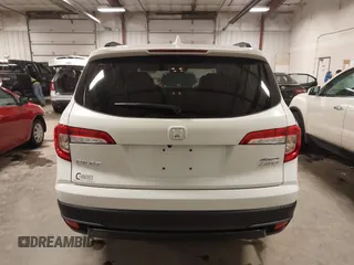 2022 Honda Pilot Special Edition with VIN 5FNYF6H27NB105041, listed as a IAAI auction lot 41916708 with 15,848 mi miles and . Bid and sale history available at DreamBid. Image 17.