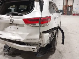 2018 Toyota Highlander Limited z VIN 5TDDZRFH3JS827093, wystawiony jako IAAI lot #42181696 z przebiegiem 63 396 mil mil oraz . Historia ofert i sprzedaży dostępna na DreamBid. Obrazek 19.