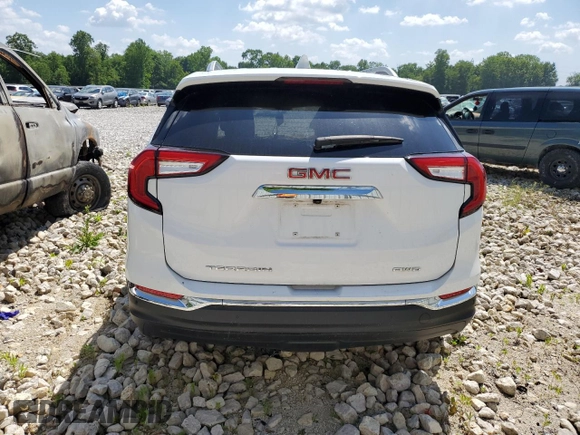 2022 GMC Terrain SLT with VIN 3GKALVEVXNL266203, listed as a Copart auction lot 60783525 with Not provided miles and Salvage title. Bid and sale history available at DreamBid. Image 6.