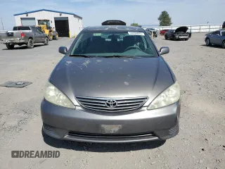 2005 Toyota Camry LE z VIN 4T1BE30K35U534439, wystawiony jako Copart lot #59994085 z przebiegiem 151 191 mil mil oraz Szkoda całkowita • Salvage title. Historia ofert i sprzedaży dostępna na DreamBid. Obrazek 5.