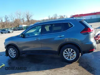 2018 Nissan Rogue SV z VIN 5N1AT2MV0JC769705, wystawiony jako IAAI lot #41861961 z przebiegiem 103 349 mil mil oraz . Historia ofert i sprzedaży dostępna na DreamBid. Obrazek 15.