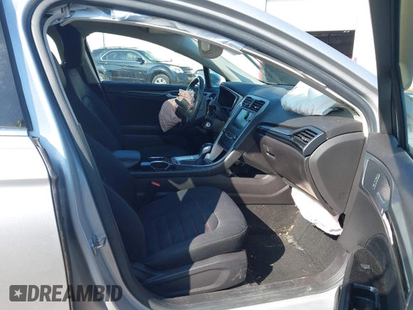 2013 Ford Fusion SE with VIN 3FA6P0HR1DR123472, listed as a IAAI auction lot 42011079 with 105,108 mi miles and . Bid and sale history available at DreamBid. Image 5.