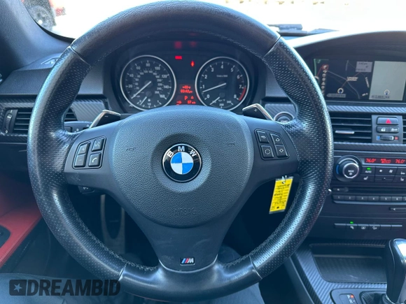 2011 BMW 3 Series 335i xDrive z VIN WBAKF9C54BE620159, wystawiony jako Copart lot #64338285 z przebiegiem 100 528 mil mil oraz Czysty tytuł • Clean title. Historia ofert i sprzedaży dostępna na DreamBid. Obrazek 12.