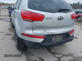 2016 Kia Sportage LX with VIN KNDPBCAC2G7850815, listed as a IAAI auction lot 41917026 with 107,100 mi miles and . Bid and sale history available at carsss.com. Image 6.