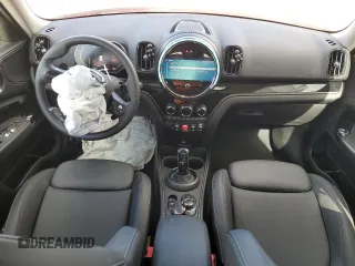 2024 MINI Countryman Cooper S with VIN WMZ53BR04R3R38803, listed as a Copart auction lot 76070924 with 11,384 mi miles and Salvage title. Bid and sale history available at DreamBid. Image 8.