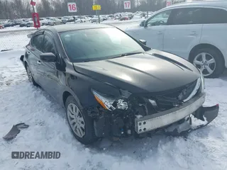 2017 Nissan Altima SV with VIN 1N4AL3AP6HC485933, listed as a IAAI auction lot 41694255 with 140,251 mi miles and . Bid and sale history available at carsss.com. Image 1.