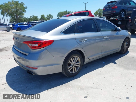 2017 Hyundai Sonata 2.4L with VIN 5NPE24AF2HH487503, listed as a IAAI auction lot 42029788 with 165,280 mi miles and . Bid and sale history available at carsss.com. Image 4.