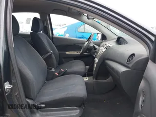 2008 Toyota Yaris with VIN JTDBT923881274998, listed as a IAAI auction lot 41891341 with Not Provided miles and . Bid and sale history available at DreamBid. Image 5.