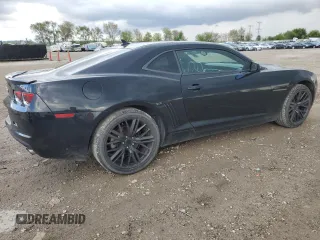 2012 Chevrolet Camaro 1LT z VIN 2G1FB1E34C9148622, wystawiony jako Copart lot #55118515 z przebiegiem 118 262 mil mil oraz Szkoda całkowita • Salvage title. Historia ofert i sprzedaży dostępna na DreamBid. Obrazek 3.