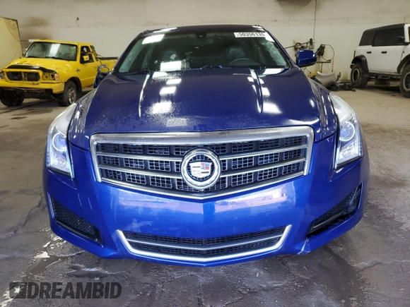 2013 Cadillac ATS z VIN 1G6AG5RX5D0157352, wystawiony jako Copart lot #50356135 z przebiegiem 153 772 mil mil oraz Czysty tytuł • Clean title. Historia ofert i sprzedaży dostępna na DreamBid. Obrazek 5.