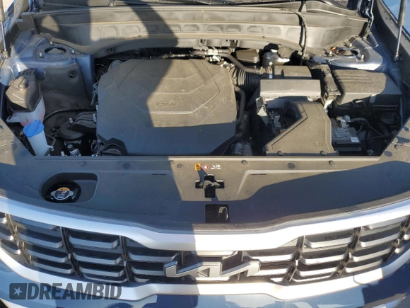 2024 Kia Telluride S with VIN 5XYP64GC3RG489652, listed as a Copart auction lot 61755995 with 9,479 mi miles and Salvage title. Bid and sale history available at DreamBid. Image 12.