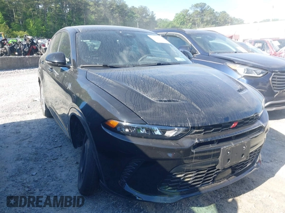 2024 Dodge Hornet R/T with VIN ZACPDFCW4R3A44037, listed as a IAAI auction lot 42156053 with 17,196 mi miles and . Bid and sale history available at DreamBid. Image 1.