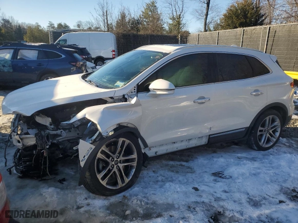 2019 Lincoln MKC Reserve with VIN 5LMTJ3DHXKUL01603, listed as a Copart auction lot 88286485 with 69,323 mi miles and Salvage Title. Bid and sale history available at carsss.com. Image 1.