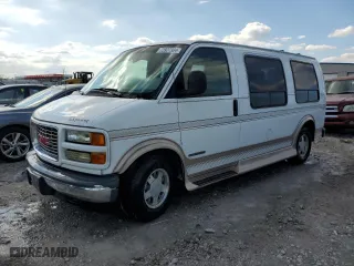 2000 GMC Savana Cargo Van YF7 Upfitter with VIN 1GDFG15R1Y1121592, listed as a Copart auction lot 72927304 with 108,871 mi miles and Salvage Title. Bid and sale history available at carsss.com. Image 1.
