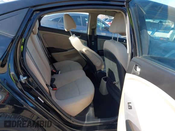 2016 Hyundai Accent SE z VIN KMHCT4AE9GU085523, wystawiony jako IAAI lot #42208002 z przebiegiem 94 653 mil mil oraz . Historia ofert i sprzedaży dostępna na DreamBid. Obrazek 8.