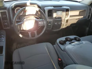 2018 Ram 1500 Tradesman z VIN 1C6RR7ST2JS122014, wystawiony jako Copart lot #76448874 z przebiegiem 108 549 mil mil oraz Szkoda całkowita • Salvage title. Historia ofert i sprzedaży dostępna na DreamBid. Obrazek 8.