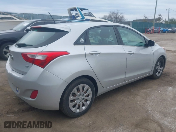 2016 Hyundai Elantra z VIN KMHD35LH9GU319385, wystawiony jako IAAI lot #42071149 z przebiegiem 129 154 mil mil oraz . Historia ofert i sprzedaży dostępna na DreamBid. Obrazek 4.