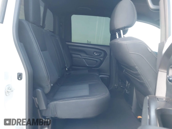 2019 Nissan Titan Pro-4X z VIN 1N6AA1E52KN534356, wystawiony jako IAAI lot #41998653 z przebiegiem 95 052 mil mil oraz . Historia ofert i sprzedaży dostępna na DreamBid. Obrazek 8.
