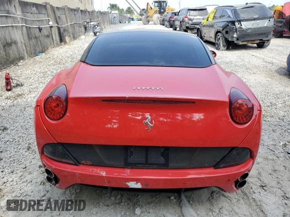 2012 Ferrari California z VIN ZFF65LJA0C0185161, wystawiony jako Copart lot #54987374 z przebiegiem 35 280 mil mil oraz . Historia ofert i sprzedaży dostępna na DreamBid. Obrazek 6.