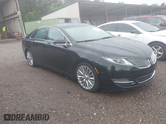 2016 Lincoln MKZ with VIN 3LN6L2G92GR606438, listed as a IAAI auction lot 41971225 with 173,566 mi miles. Bid and sale history available at carsss.com. Image 1.
