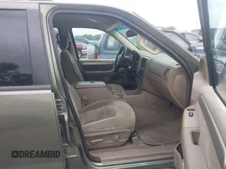 2003 Ford Explorer XLT with VIN 1FMZU73K93UB06523, listed as a IAAI auction lot 42620715 with 202,383 mi miles and . Bid and sale history available at DreamBid. Image 5.