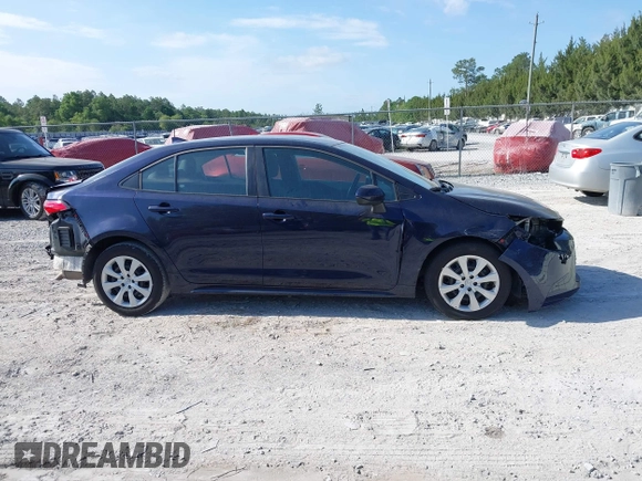 2024 Toyota Corolla LE with VIN 5YFB4MDE2RP144064, listed as a IAAI auction lot 42120756 with 33,034 mi miles. Bid and sale history available at carsss.com. Image 13.