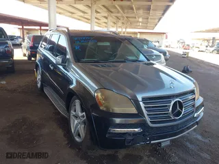 2012 Mercedes-Benz GL-Class GL 550 with VIN 4JGBF8GE4CA783163, listed as a IAAI auction lot 41756700 with 220,571 mi miles. Bid and sale history available at carsss.com. Image 12.
