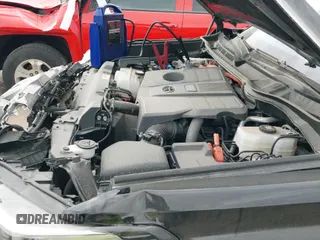 2025 Toyota Tundra Platinum Hybrid с VIN 5TFNC5DB2SX093734, выставлен на аукционе IAAI как лот 42363817 с пробегом 11 597 миль миль и . История ставок и продаж доступна на DreamBid. Изображение 20.