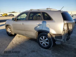 2012 Kia Sorento LX with VIN 5XYKT3A69CG280519, listed as a Copart auction lot 89378525 with 206,417 mi miles and Salvage Title. Bid and sale history available at carsss.com. Image 2.