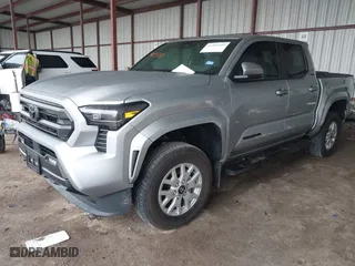 2024 Toyota Tacoma 4WD SR5 with VIN 3TYLB5JN4RT000483, listed as a IAAI auction lot 41105439 with 3,502 mi miles. Bid and sale history available at carsss.com. Image 17.