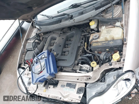 2000 Chrysler LHS with VIN 2C3HC56G9YH180828, listed as a IAAI auction lot 41504718 with 153,670 mi miles and . Bid and sale history available at DreamBid. Image 10.