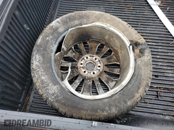 2017 Ford F-150 XL with VIN 1FTEW1EP7HKE32407, listed as a Copart auction lot 57762285 with 83,361 mi miles and Salvage title. Bid and sale history available at DreamBid. Image 12.