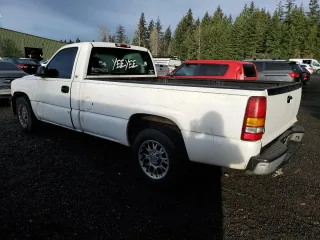2002 Chevrolet Silverado 1500 with VIN 1GCEC14W82Z158893, listed as a Copart auction lot 84566474 with 282,632 mi miles and Clean Title. Bid and sale history available at carsss.com. Image 2.